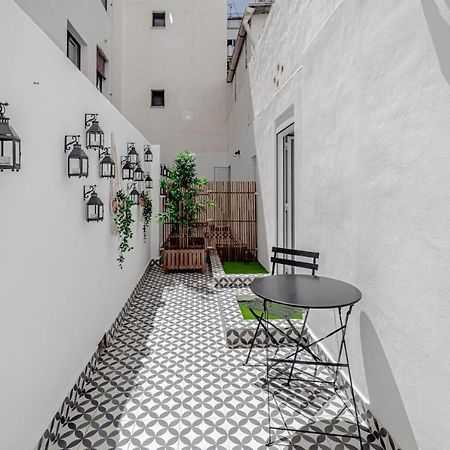 Apartamentos Pino Benidorm Dış mekan fotoğraf