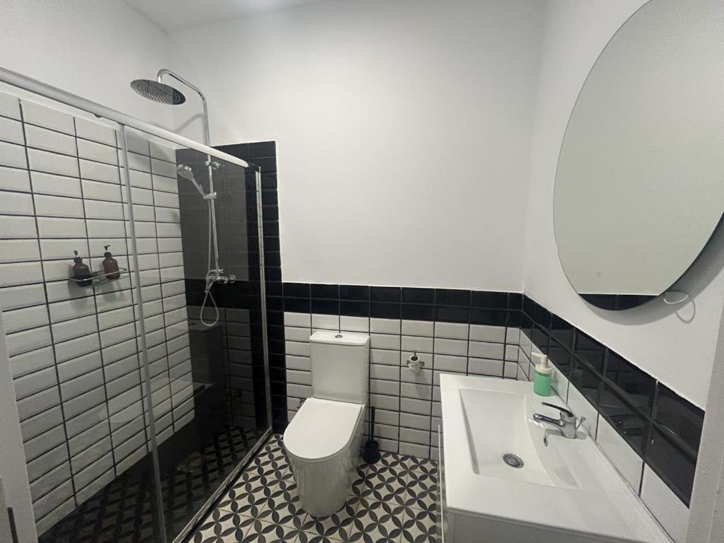 Apartamentos Pino Benidorm Dış mekan fotoğraf